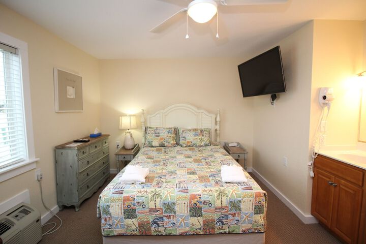 Fin n Feather Waterside Inn by Kees Vacations