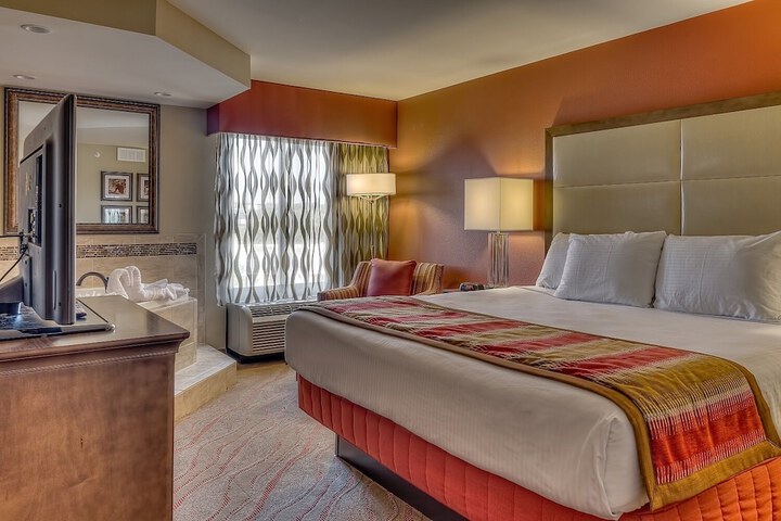 Room 40 of 62