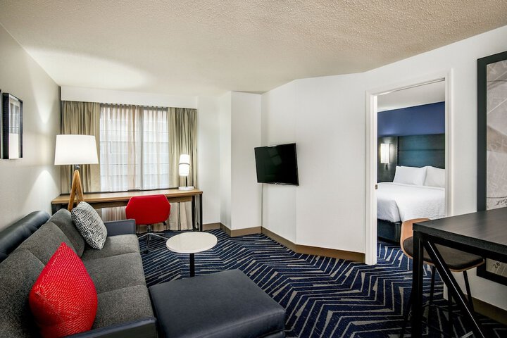 Room 19 of 44