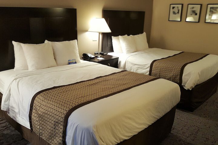 Baymont by Wyndham Belleville Airport Area
