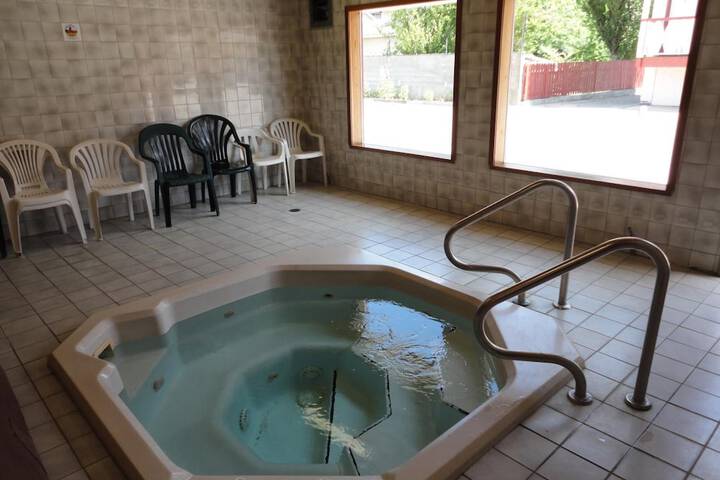 Spa 26 of 39
