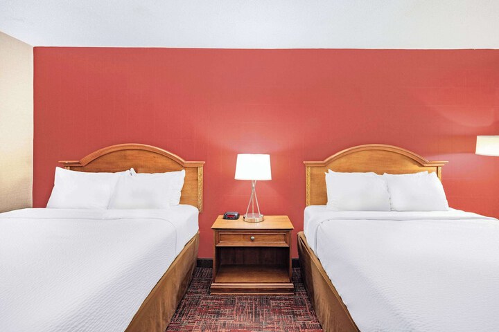 Room 28 of 56