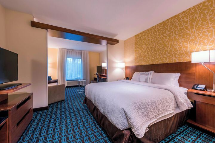 Room 21 of 34