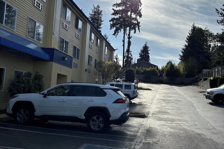 Days Inn by Wyndham Seattle Aurora