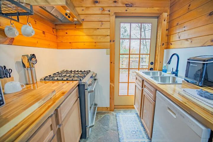 Laurel Valley Mountain Retreat