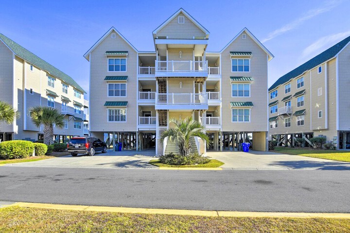 Ocean Isle Condo With Community Pool & Hot Tub!