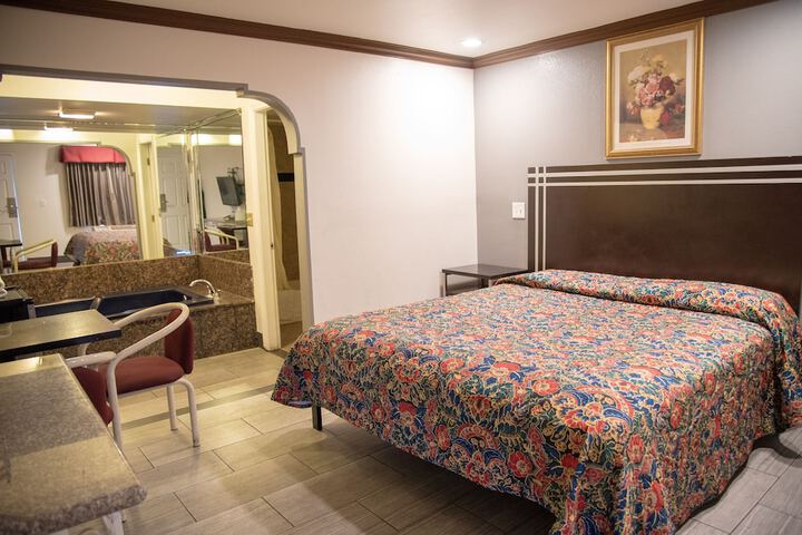 Room 29 of 67