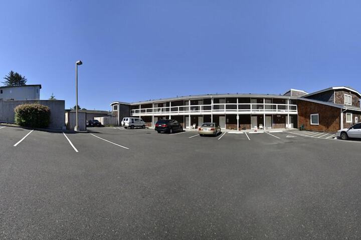 Travelodge by Wyndham Depoe Bay