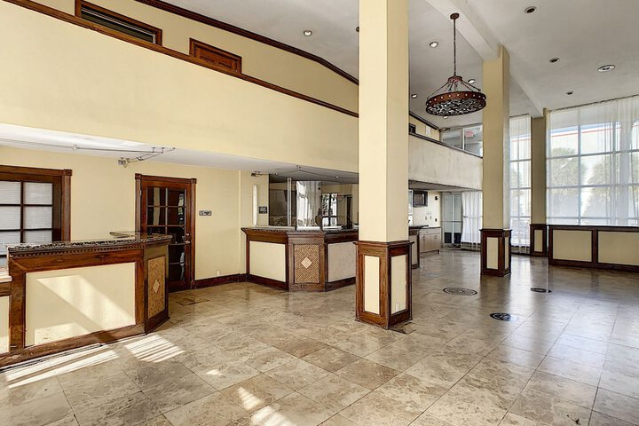 Hotel Interior 8 of 19