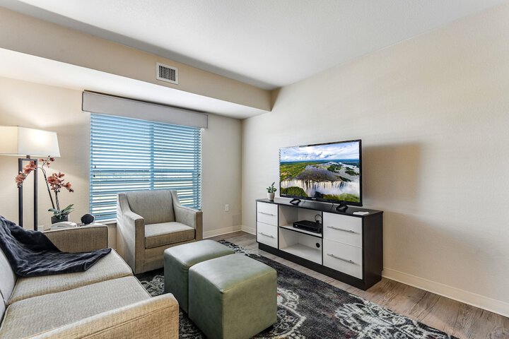 Room 15 of 25