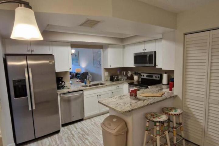 LUX VILLAs on beautiful Palmer Ranch