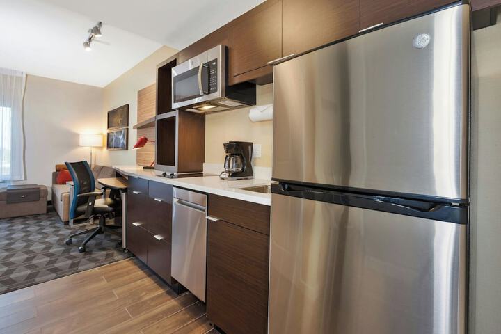 TownePlace Suites by Marriott Grand Rapids Airport Southeast