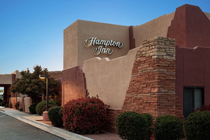 Hotel 2 of 34