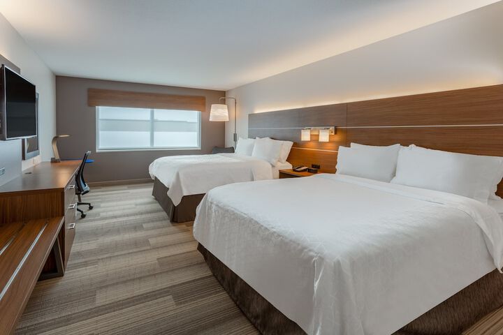 Holiday Inn Express & Suites Rice Lake by IHG
