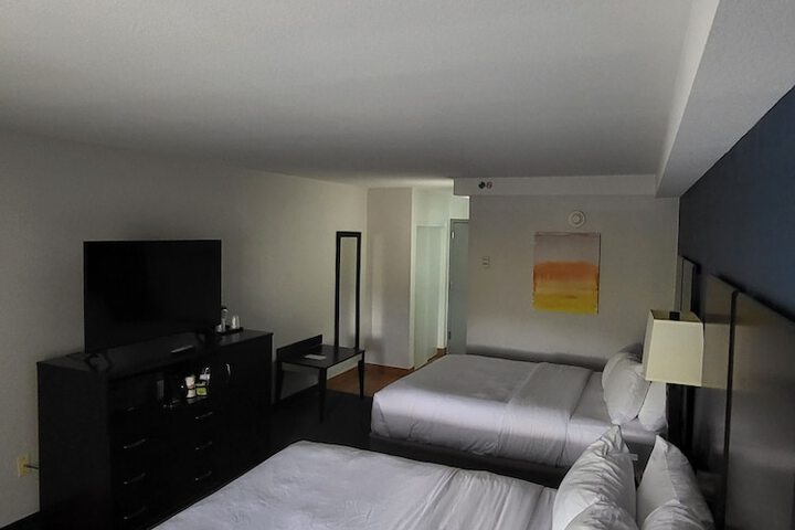 Room 18 of 72