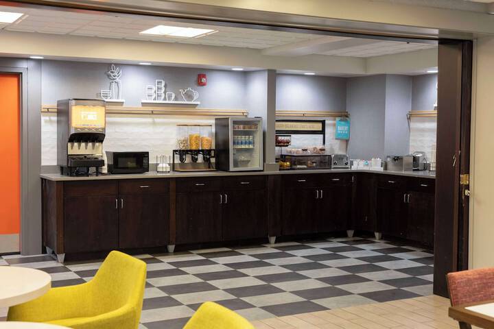 Hampton Inn Kent / Akron Area