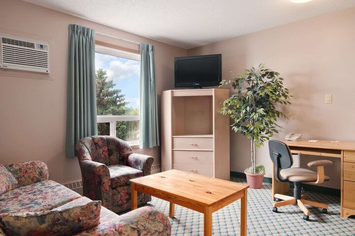 Room 18 of 24