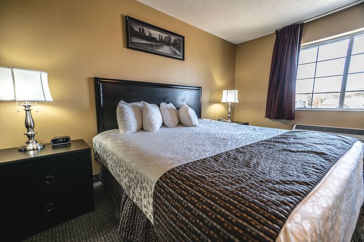 Room 18 of 40