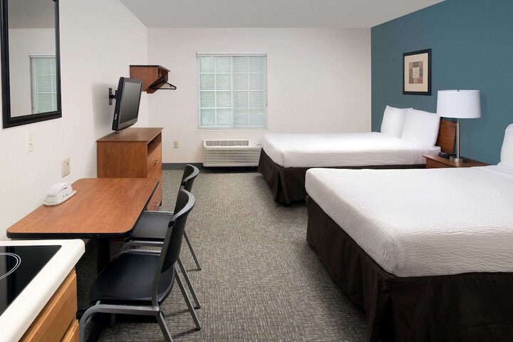 Room 18 of 23