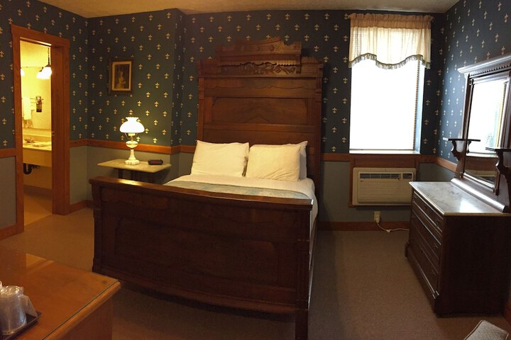 Room 30 of 88