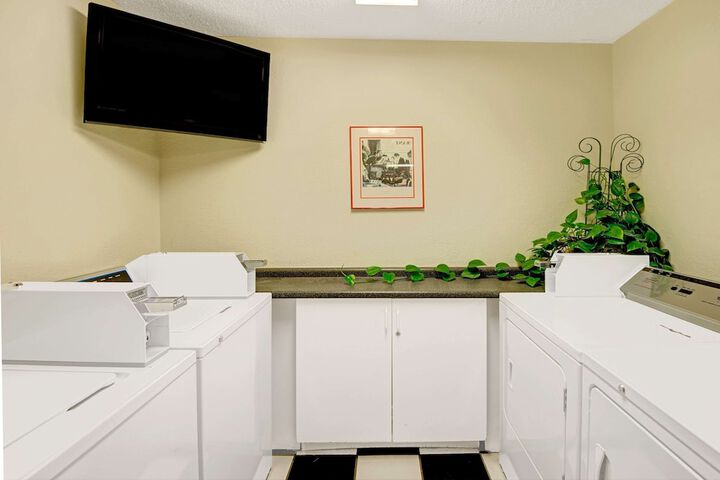 Room 16 of 20