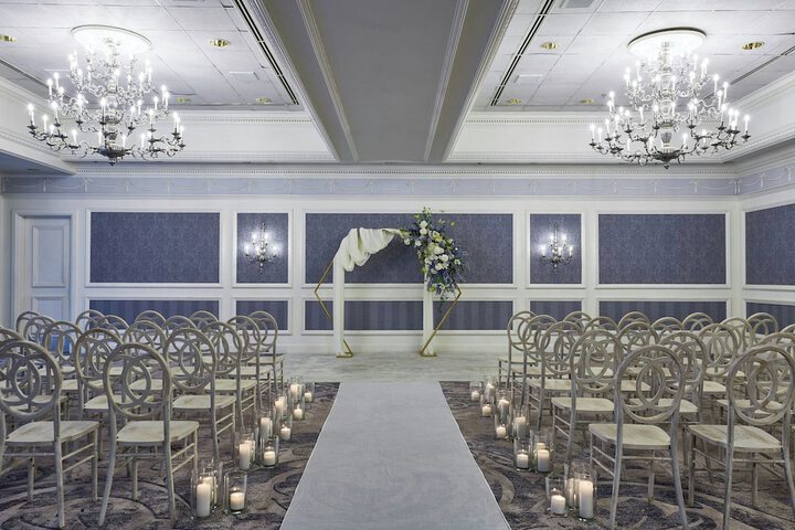 Ballroom/Hall 140 of 161