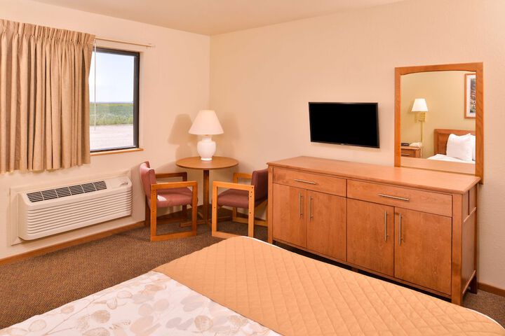 Room 11 of 22