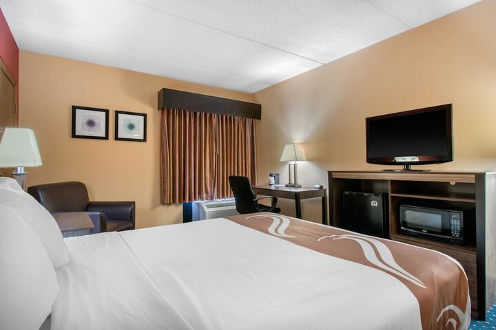 Room 21 of 32