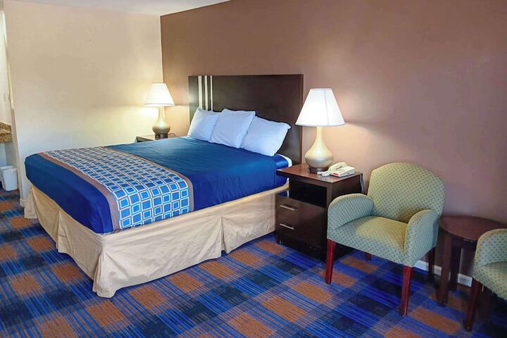 Room 20 of 30