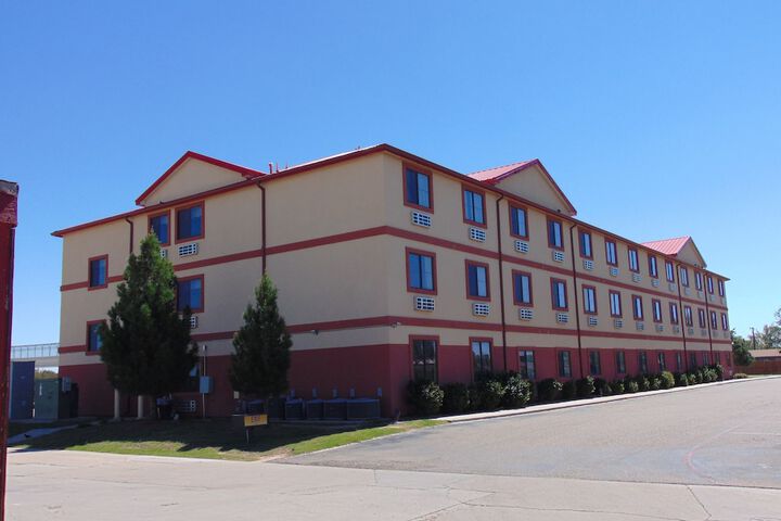 Hotel 2 of 48
