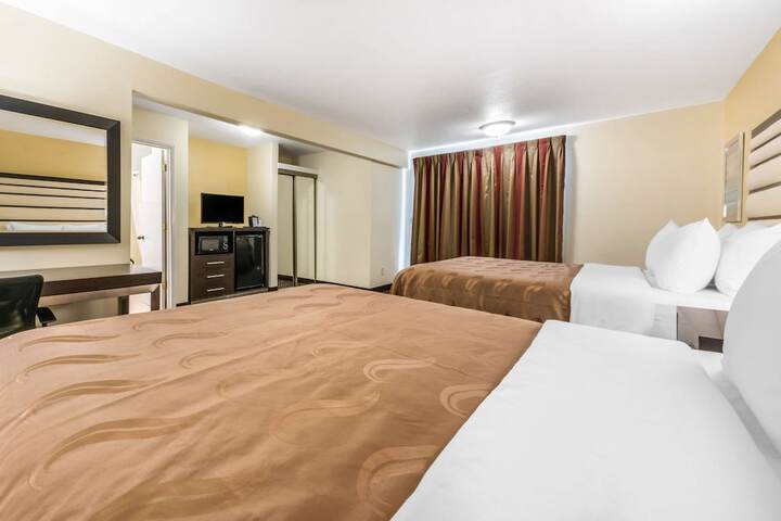 Quality Inn & Suites Capitola by the Sea