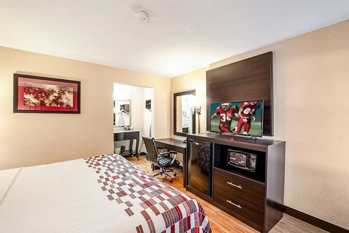 Room 16 of 29