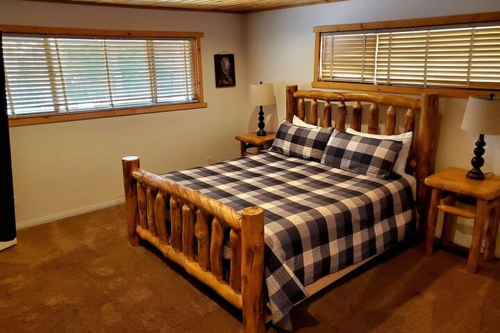 Room 42 of 62
