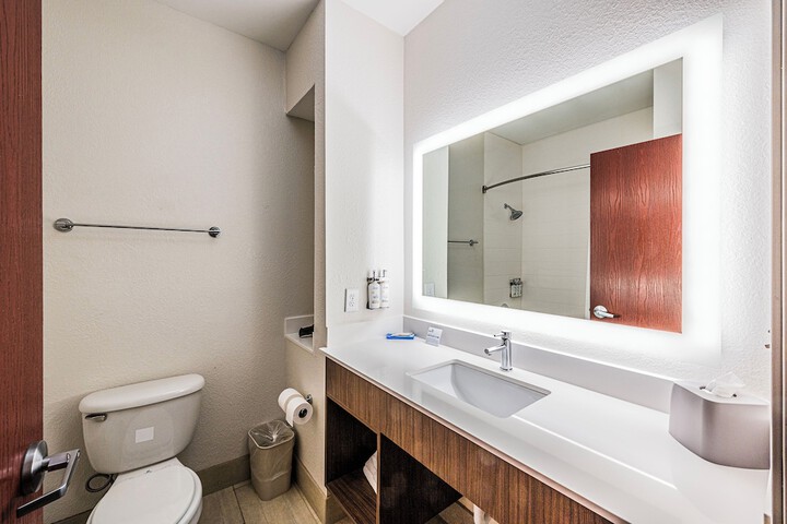 Holiday Inn Express & Suites Franklin KY by IHG