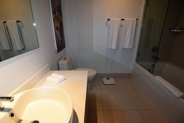Room 12 of 31