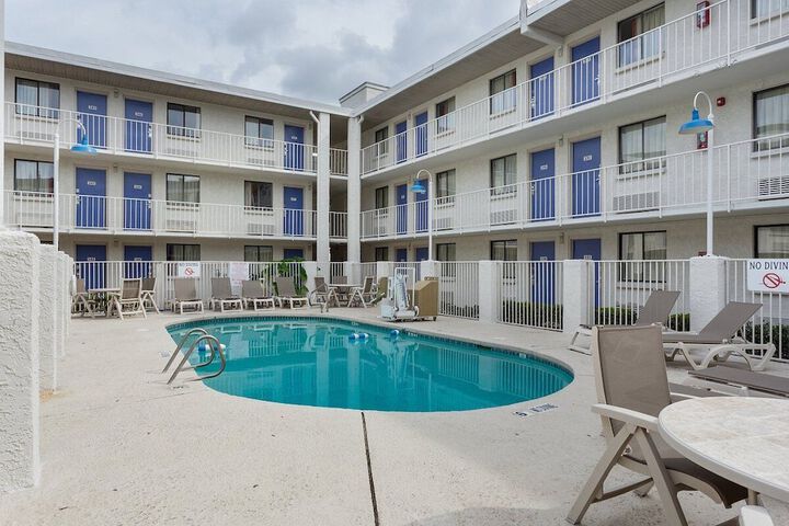 Pool 2 of 35