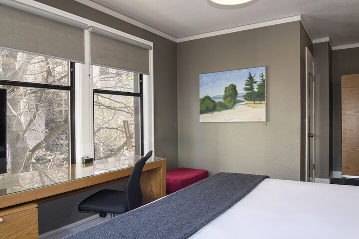 Room 48 of 83