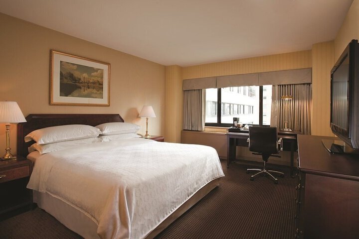 Room 48 of 99
