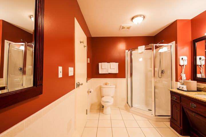 Room 35 of 68