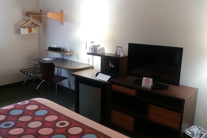 Room 21 of 30