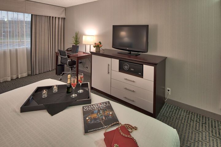 Room 18 of 33
