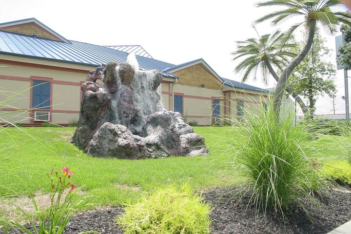Wildwood Inn Tropical Dome & Theme Suites