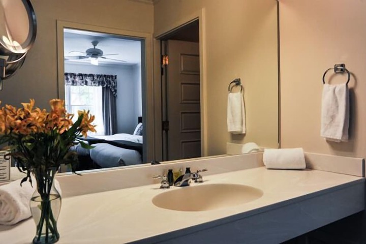 Room 70 of 134