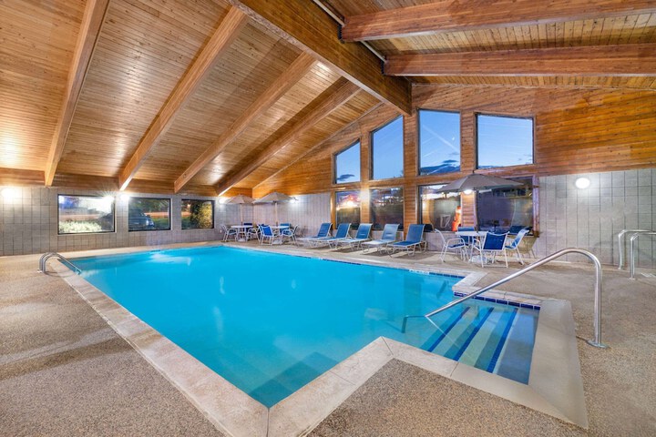 Pool 6 of 39