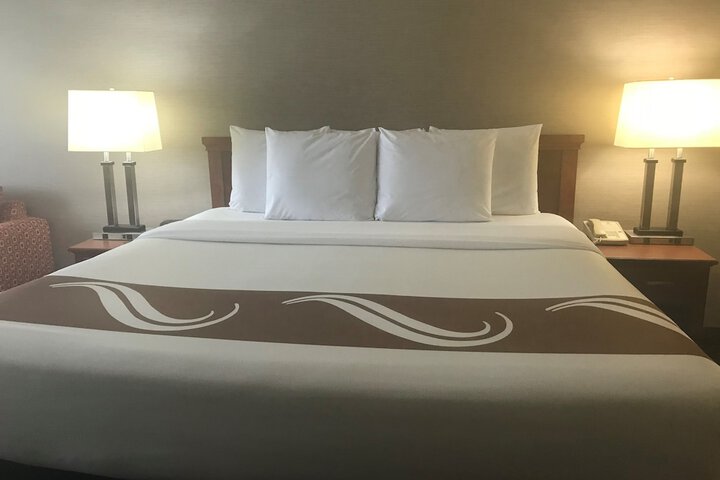 Room 36 of 80