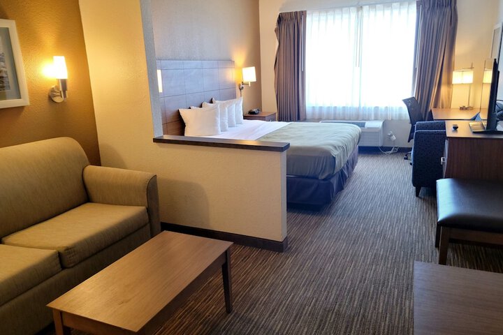 Room 20 of 25