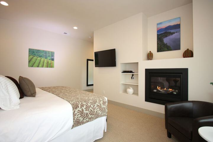 Room 18 of 21