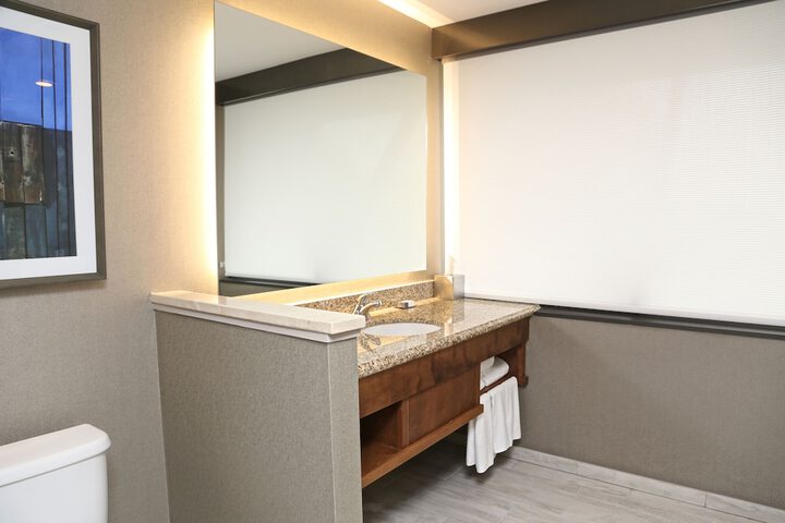 Room 19 of 60