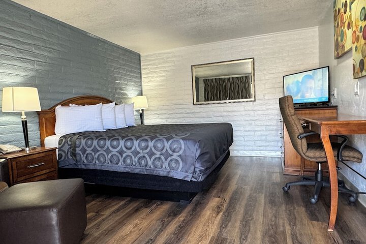 Room 57 of 89