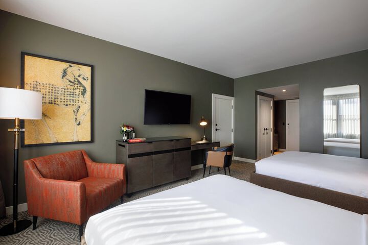 Room 46 of 99